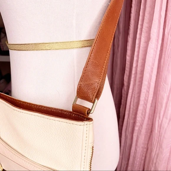 RADLEY London Medium Zip Around Crossbody oyster bag - Picture 7 of 14